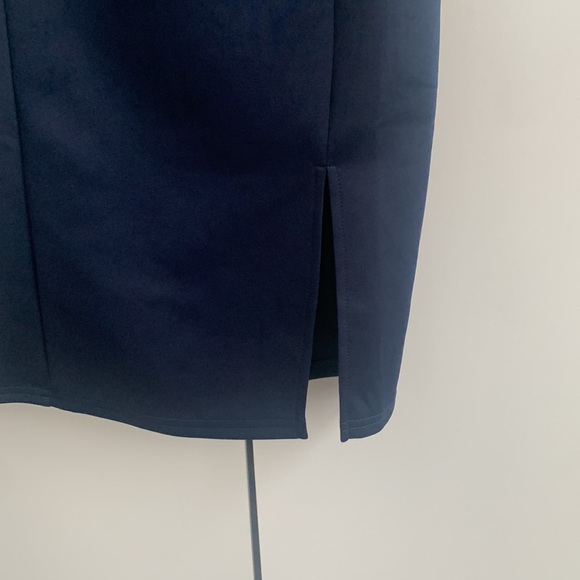 Showpo Seven Seas Dress in Navy. Size US 8. - Picture 6 of 9